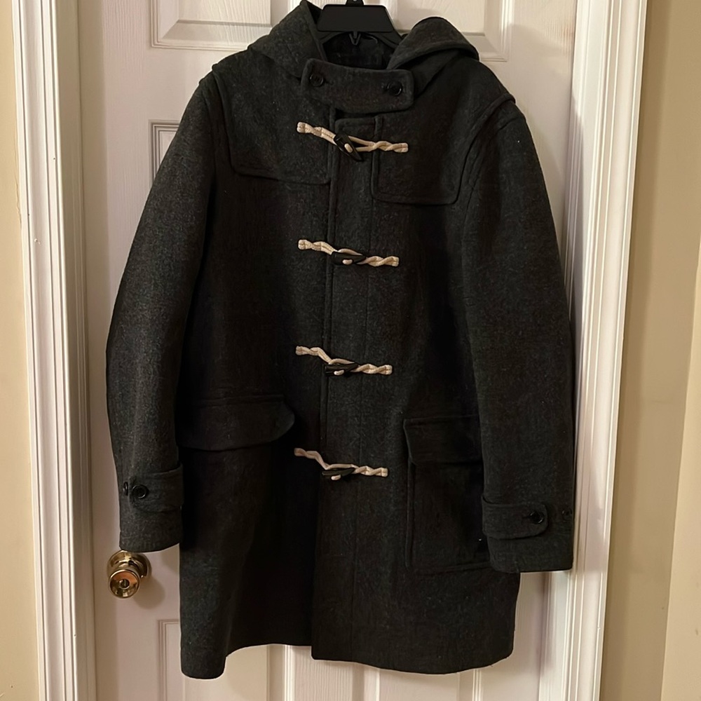 EUC • Uniqlo Men’s Wool Peacoat • Size L • With Hood